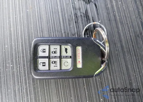 2023 Honda Odyssey Sport z USA, uszkodzony, nr VIN 5FNRL6H73PB048848